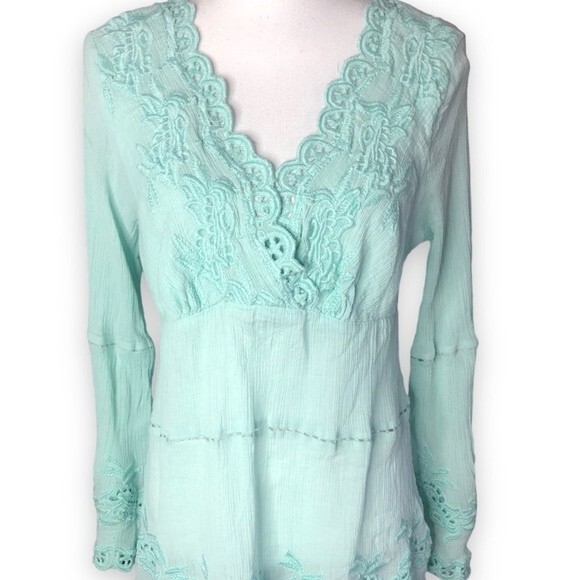 Boston Proper Mint Green Lace Embroidered Bell Sleeve Tunic Blouse - Picture 2 of 9
